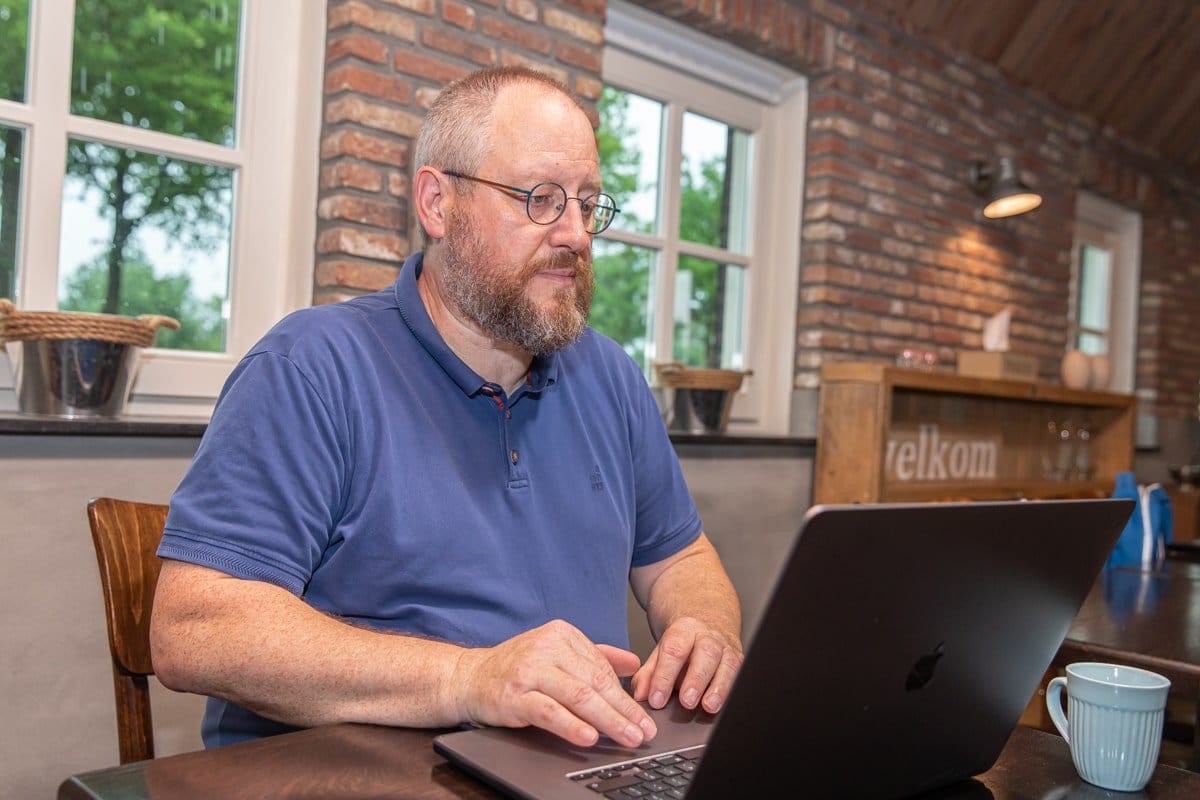 veerkracht schrijver laptop